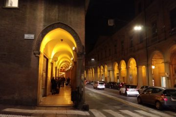 אני מרגישה כמו הארנב הממהר בעליסה בארץ הפלאות…